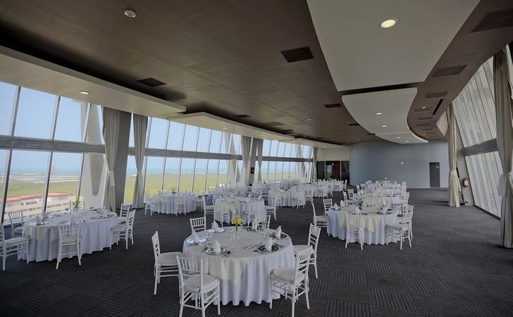 Nizuk Krystal Urban® Cancún & Beach Club  Nizuk Krystal Urban® Cancún & Beach Club