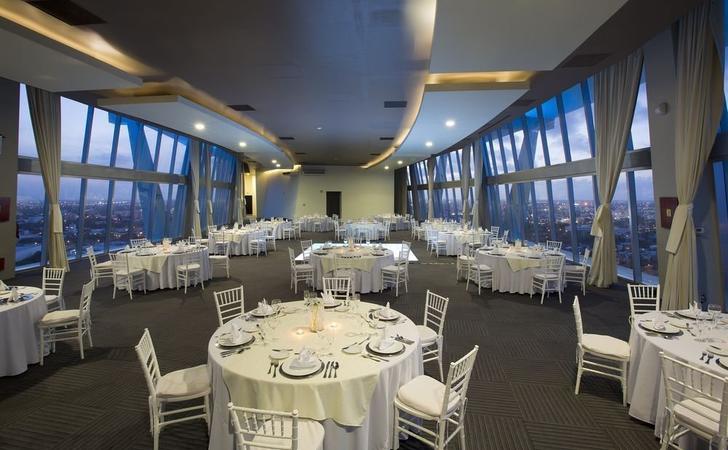 Constelación Krystal Urban® Cancún & Beach Club  Constelación Krystal Urban® Cancún & Beach Club