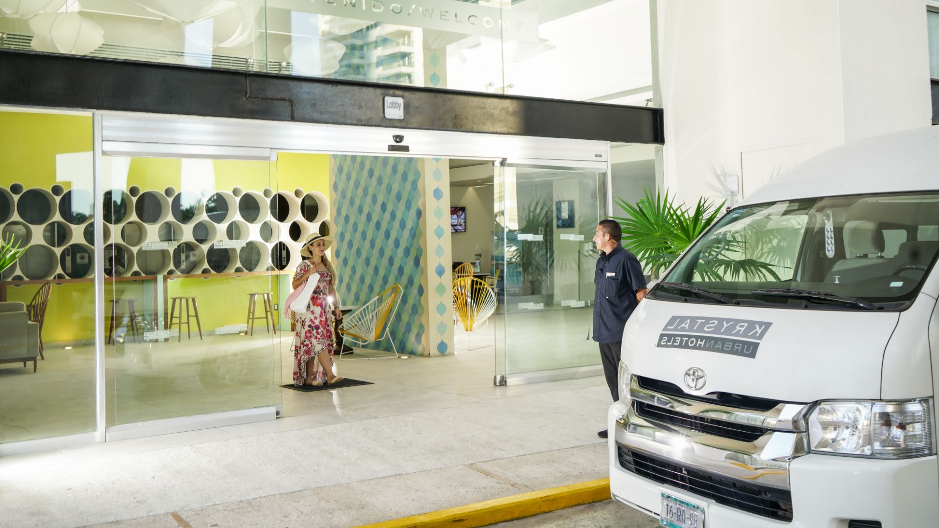  Krystal Urban® Cancún & Beach Club 