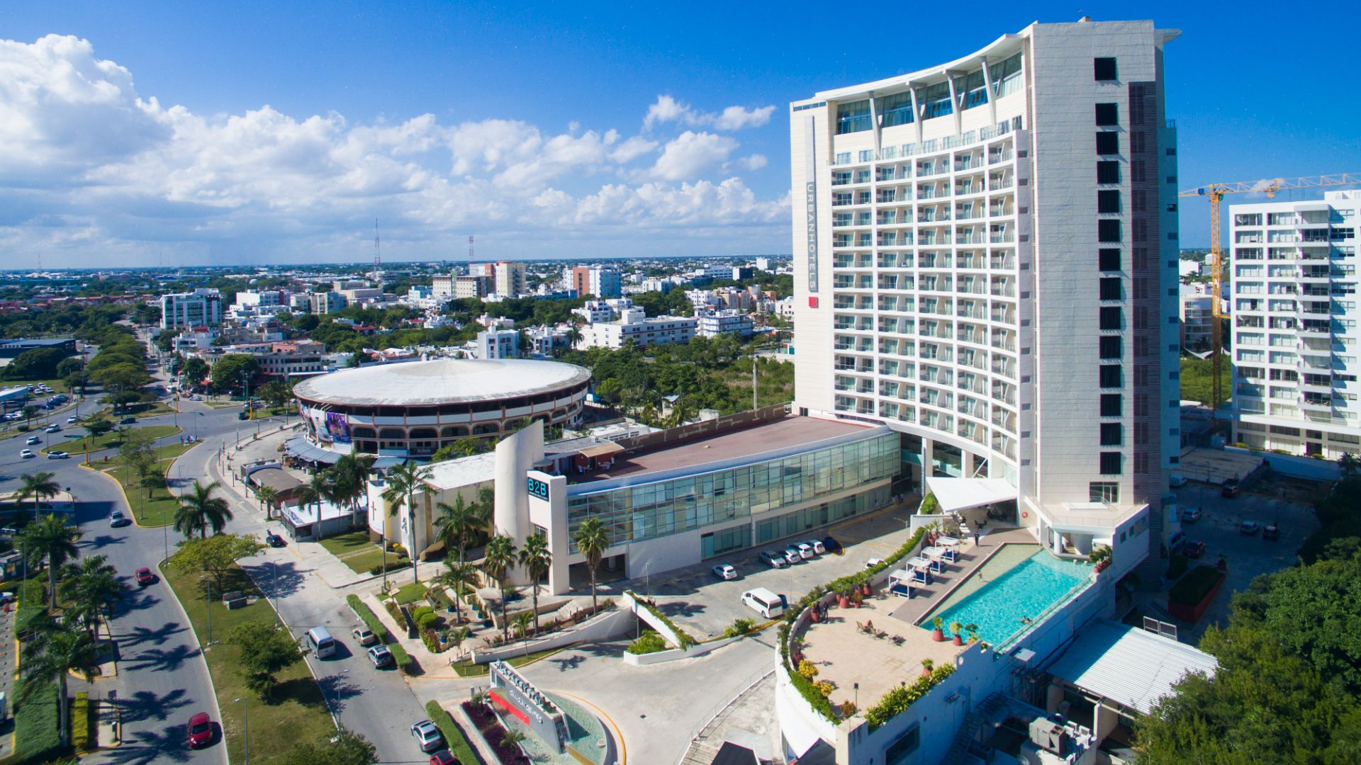  Krystal Urban® Cancún & Beach Club 